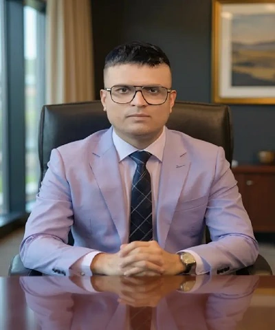 Mir Kasim Komol